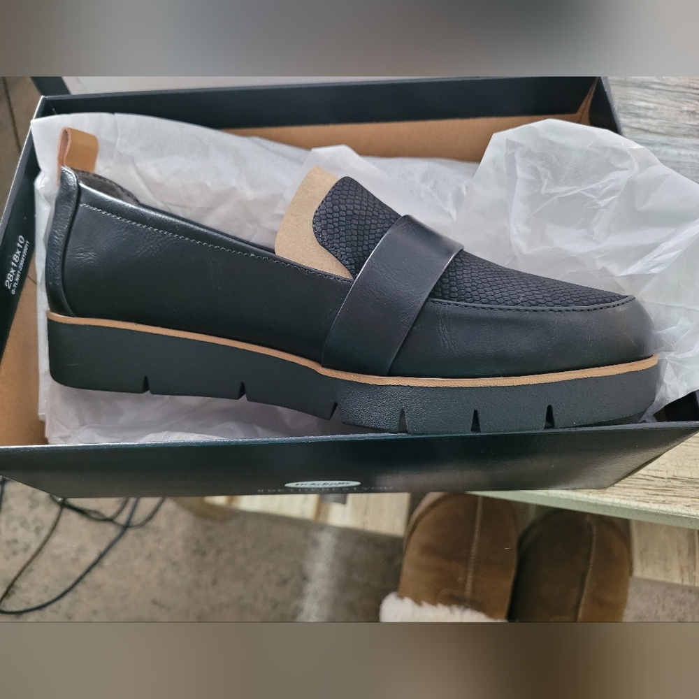 New Dr Scholls size 7.5 Wedge loafer